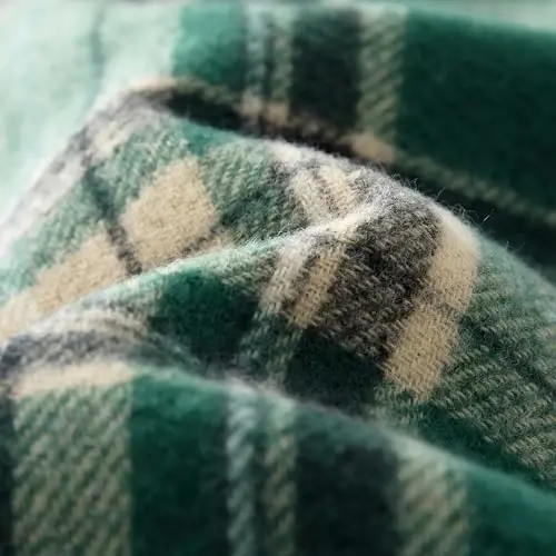 CALVIN & OLIVIA Lightweight Ultra-Soft Scarf - Perfect Holiday Gift for Men & Women - 3