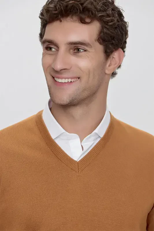 Camel Basic Dynamic Fit Relaxed Fit V Neck Knit Sweater - 4