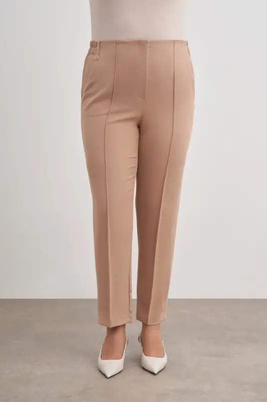 Camel Carrot Pants - 2