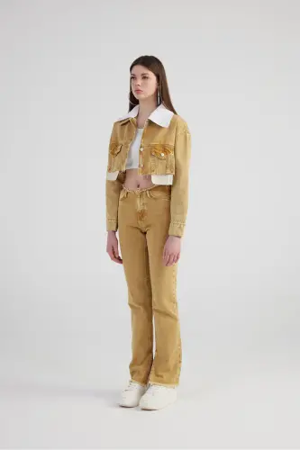 Camel-colored straight-leg jeans with marble print, frayed details, and a slit. - 4