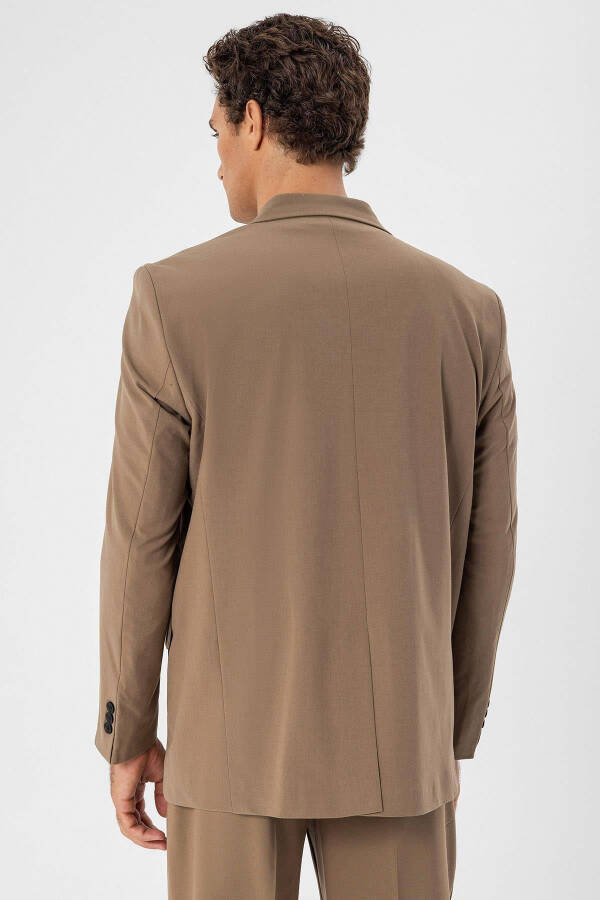 Camel Single Button Closure Relax Fit Men's Jacket - 20