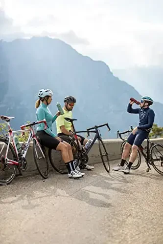 CamelBak Podium Chill Bike Izolyatsiya qilingan Siqilgan Suv Shishasi Ohak/Moviy Yo'lli, 21oz - 2