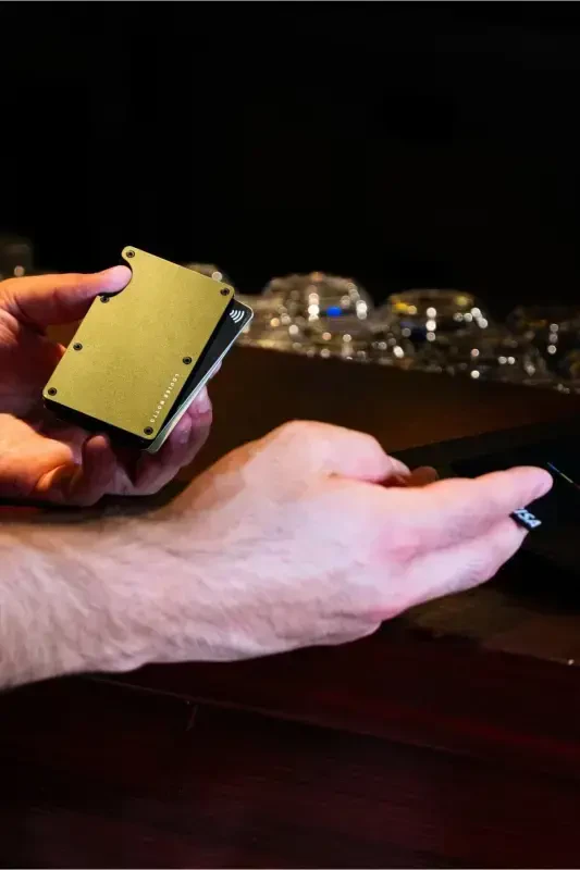 Cardx - Burano Clips - Yangi avlod minimalist hamyon & Metall kartdon - Rfid himoya - Uniseks (XAKI)-Harbiy yashil - 8