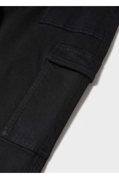 Cargo jeans with pockets - 5