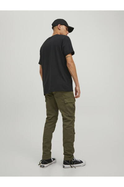 Cargo pants with side pockets - 3