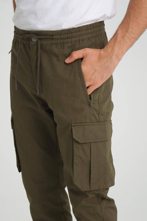 Cargo Pocket Jogger Pants (E23-JOGGER-00) - 4
