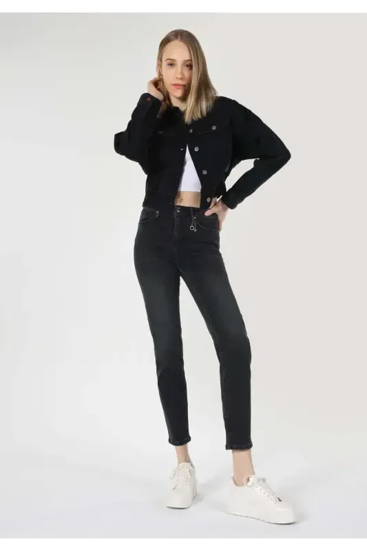 Slim Fit Orta Bel Düz Paça Kadın Siyah Jean Pantolon - 1