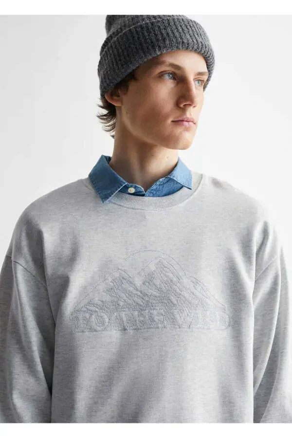 Cartoon Character Cotton Sweatshirt - 7