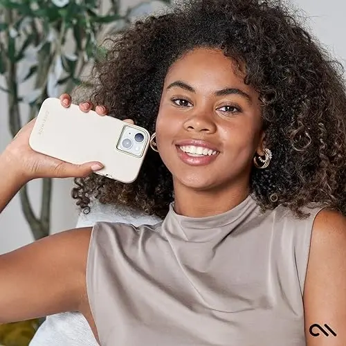 Case-Mate iPhone 15 G'ilofi - Silikon Bej [3.6m gacha tushishdan himoya] [MagSafe bilan mos] Yumshoq silikon materialli magnit qopqoq iPhone 15 6.1