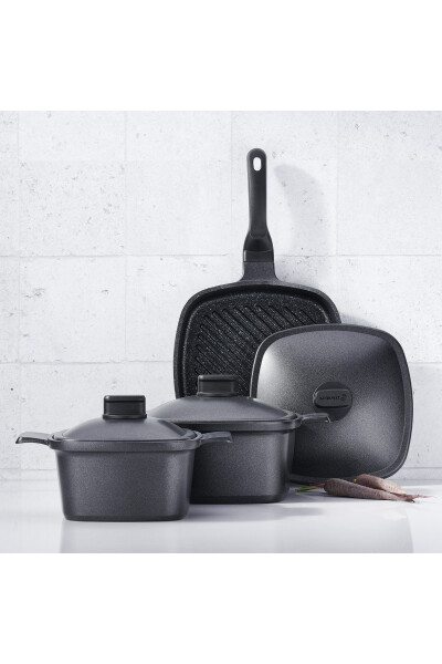 Casterra Square Cast Iron Pan 26x26x4,5 - 15