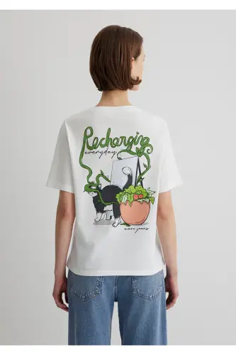 Cat Printed Ecru T-shirt Regular Fit - 4
