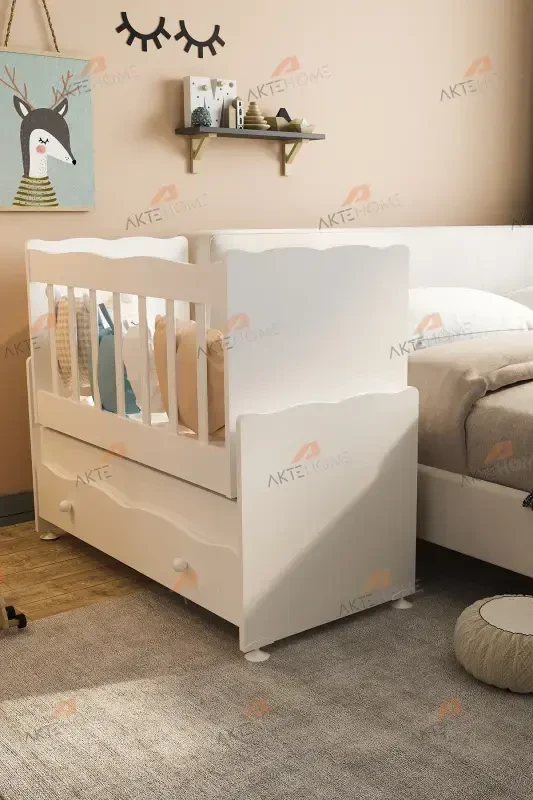 Anne yanı Çekmeceli Sallanır Bebek Beşiği – Beyaz, Rahat ve Güvenli Model-BEYAZ - 6