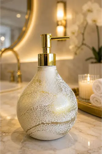 Celina Cam Sıvı Sabunluk || GOLD BEYAZ || Modern Lüks Banyo Aksesuarı Dekoratif Sıvı Sabunluk Sabun Dispenseri Banyo & Mutfak İçin Tezgah Üstü Lavabo || GOLD POMPALI || Bulaşık Deterjanı El Sabunu - Celina Beyaz Gold Sıvı Sabunluk GOLD POMPALI 