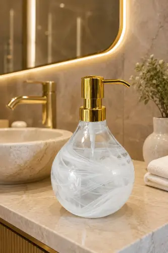 Celina Cam Sabunluk || BEYAZ ALABASTER || Modern Lüks Banyo Aksesuarı Dekoratif Sıvı Sabunluk Sabun Dispenseri Banyo & Mutfak İçin Tezgah Üstü Lavabo || GOLD POMPALI || Bulaşık Deterjanı - Celina Cam Sabunluk || BEYAZ ALABASTER | - 3