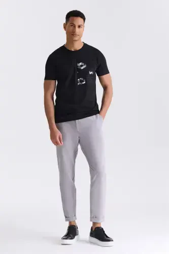 Черная облегающая футболка с круглым вырезом - 2