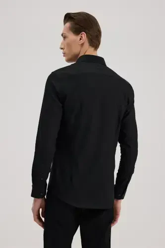 Черная рубашка Comfort Fit с классическим воротником и самотканым узором - 4