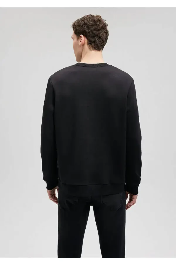 Черная толстовка с круглым вырезом 0610060-900 - 10