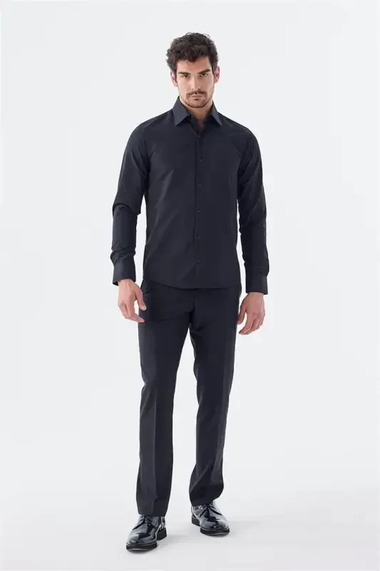 Черная хлопковая рубашка с итальянским воротником, приталенного кроя, с узором. - 2