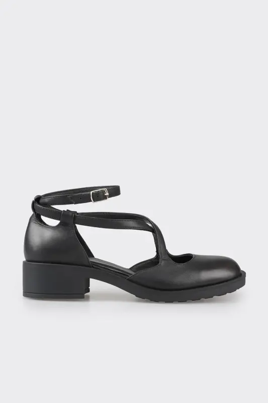 Черные кожаные женские повседневные туфли - ELLE SHOES