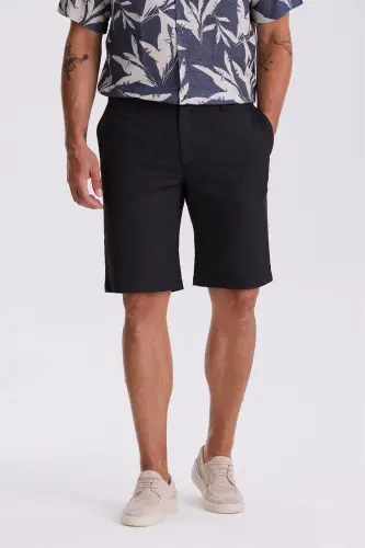 Черные шорты Comfort Fit из хлопковой ткани с льняной текстурой свободного кроя - 1