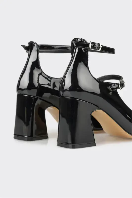 Чёрные женские туфли на каблуках - 4