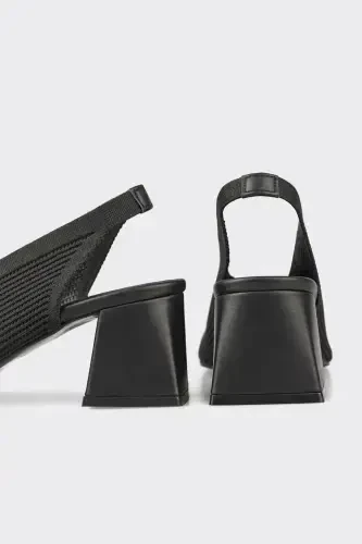 Чёрные женские туфли на каблуке - 4