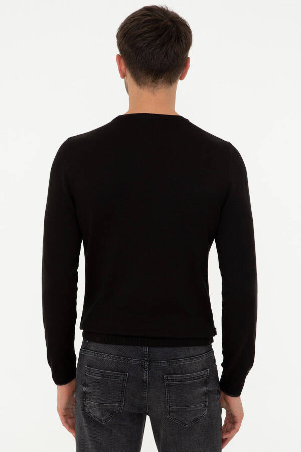 Черный мужской свитер G021SZ0TK.000.1389957 - 4