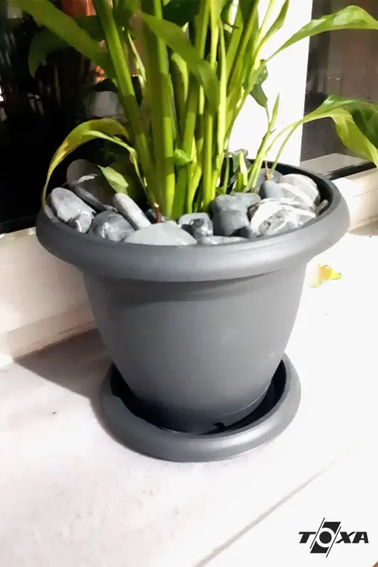 0.6 Litre Antrasit Gri Tabaklı Mat Plastik Küçük Boy Yuvarlak Saksı Villa No1 Ø12,5x10,2cm - 0,6L - 7