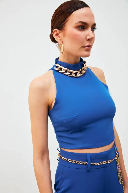 Zincir Aksesuarlı Crop Bluz - Sax Mavi - SAX MAVİ - SATEEN