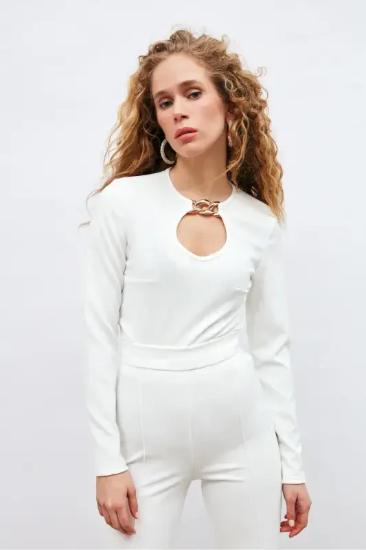 Chain Detail Blouse - Ecru - 4