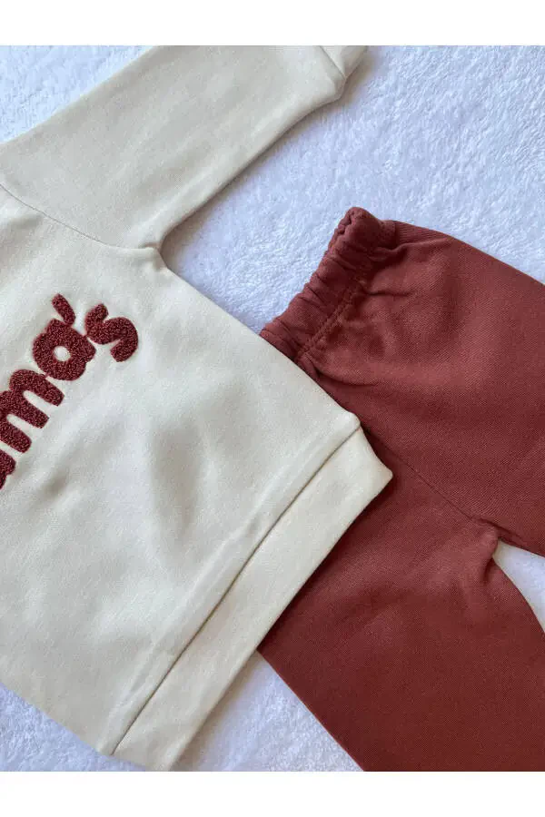 Chaqaloq o'g'il bolalar uchun Mama's kashtalangan 2 qismli svitshot va shim to'plami - 5