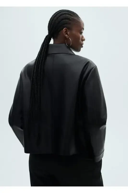 Charm teri ko'rinishidagi cho'ntakli kurtka - 6