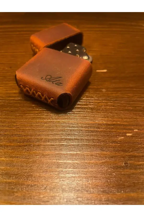 Charm teridan qo'lda ishlangan haqiqiy charm Zippo chiroqi benzinli ISM SHAKL LOGO YOZILGAN - 7