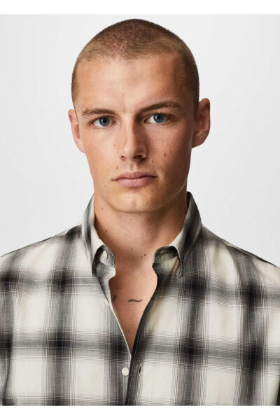 Checked Cotton Regular Fit Shirt - 5