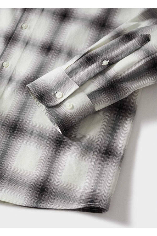 Checked Cotton Regular Fit Shirt - 7