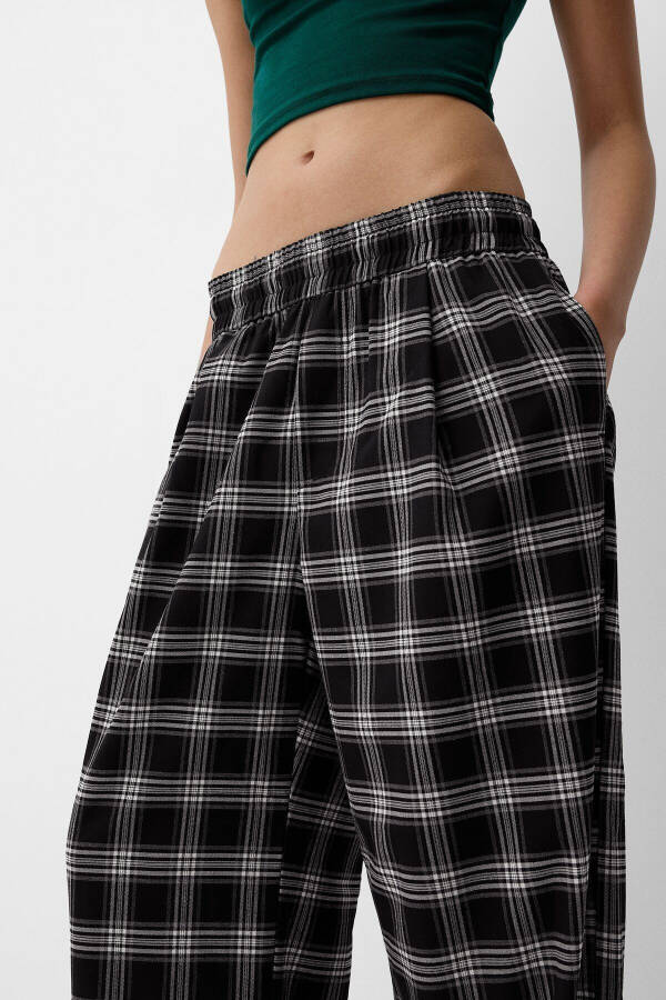 Checked straight fit trousers - 5