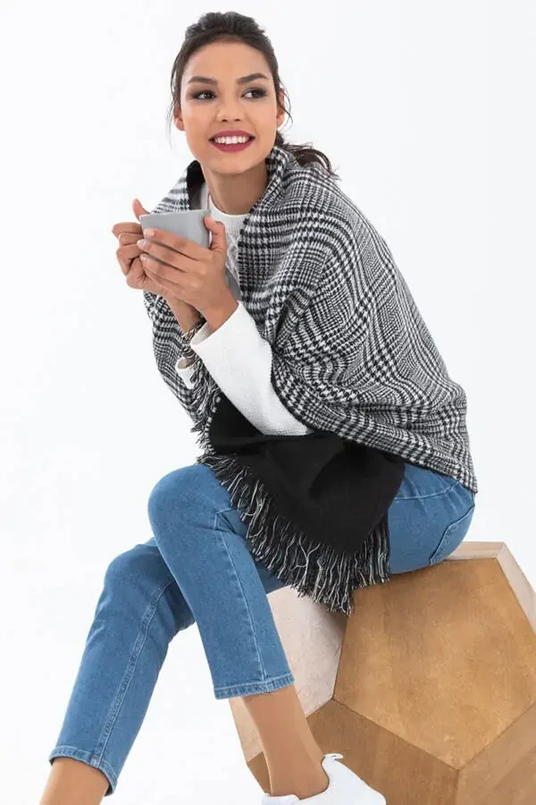 Checkered Double-Sided Shoulder Scarf - 6