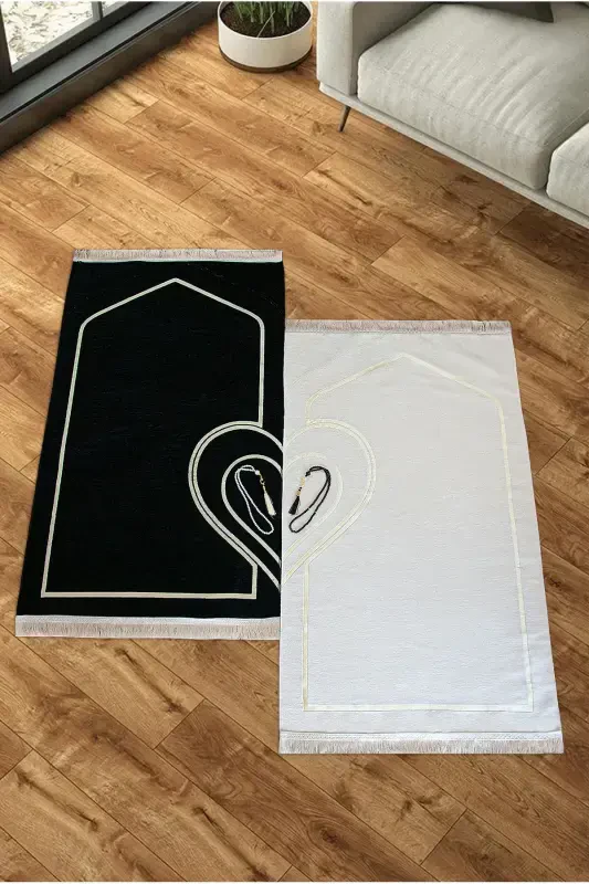 Chenille prayer rug set, soft and heart-shaped for couples. - 2