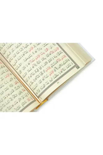 Chests for dowry prayer rugs - 9