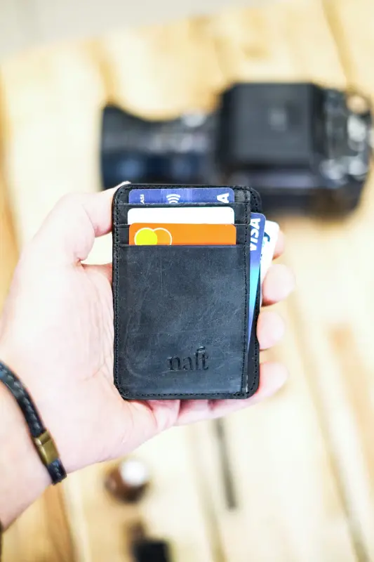 Chicago Black Bi-Fold 8 1 Genuine Leather Practical Card Holder (KEYCHAIN GIFT) - Black - 3