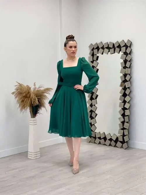 Chiffon Crepe Fabric Square Neck Midi Dress - EMERALD GREEN - 2