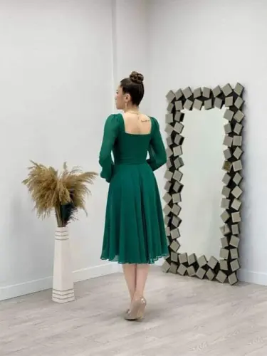 Chiffon Crepe Fabric Square Neck Midi Dress - EMERALD GREEN - 5