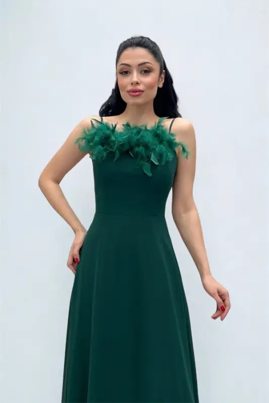 Chiffon Fabric Feather Detailed Backless Evening Dress - EMERALD GREEN - 1