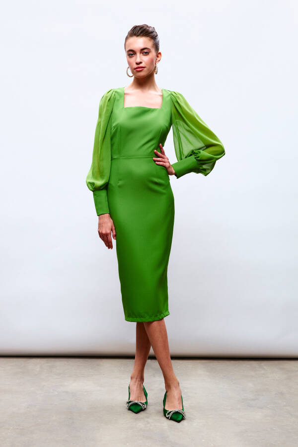 Chiffon Sleeve Crepe Dress - GREEN - 6