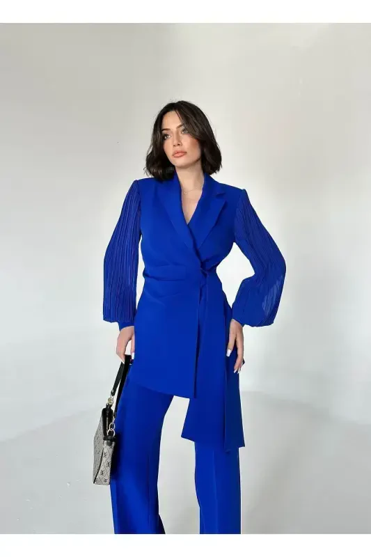 Chiffon Sleeve Two-Piece Suit - 6