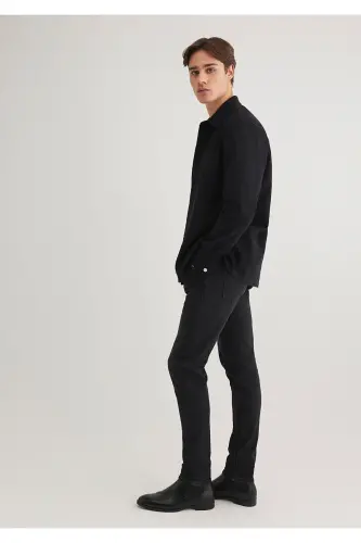 Cho'ntak detallari bilan qora ko'ylak Regular Fit / Oddiy Kesim - 3