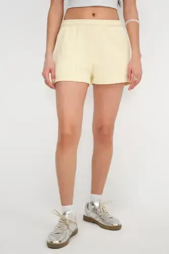 Cho'ntakli Bel qismli rezinkali shortik Sh1010-N12-A.Sariq - ADDAX (1)