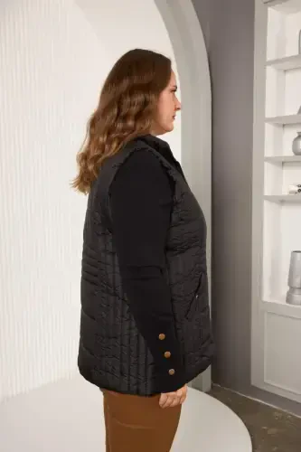 Cho'ntakli katta o'lchamli kapitone jilet qora - 3