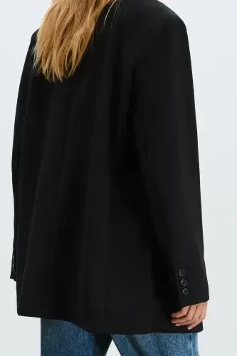 Cho'ntakli keng blazer - 4