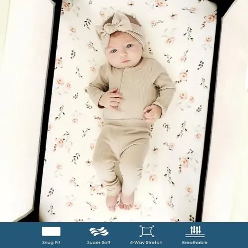 Cho'ziluvchan Ultra Yumshoq Jersi Trikotaj O'rnatilgan Pack n Play Choyshablar To'plami 2 Paket, Qizlar uchun Portativ/Mini Karavot Choyshablari, Pack N Plays Safe va Snug uchun Universal Mos, Pushti Gul Bosma - 5